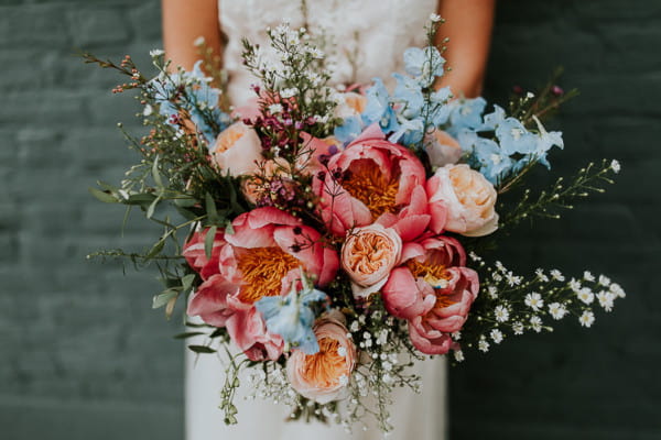 دسته گل رمانتیک و زیبا بهاری عروس